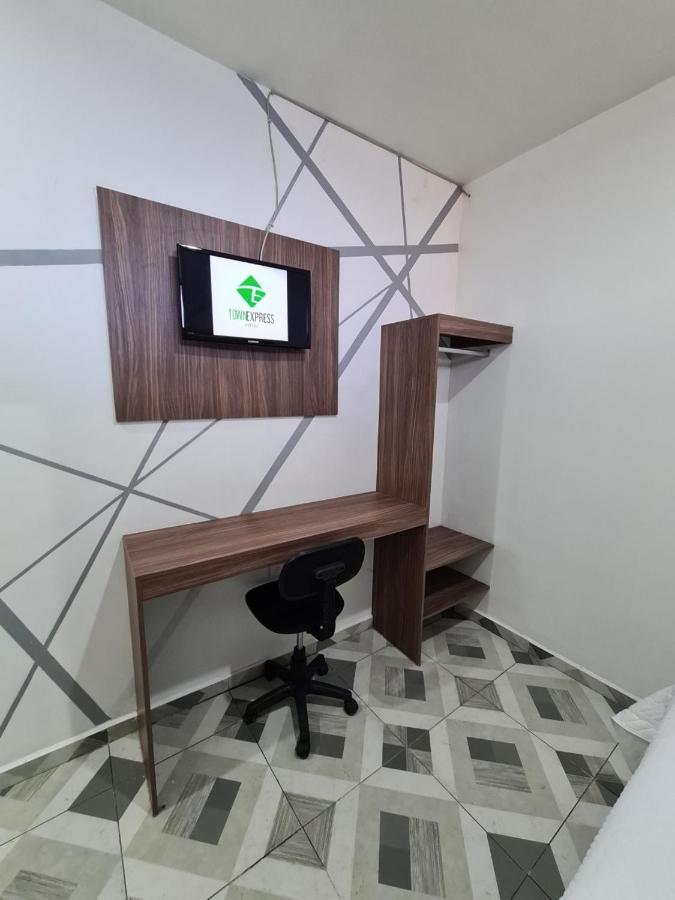 Hotel Town Express Дуранго Экстерьер фото